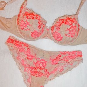 32D ,S NWT Victoria's Secret Desire Set Unlined Demi Bra, Cheekini Bikini Panty